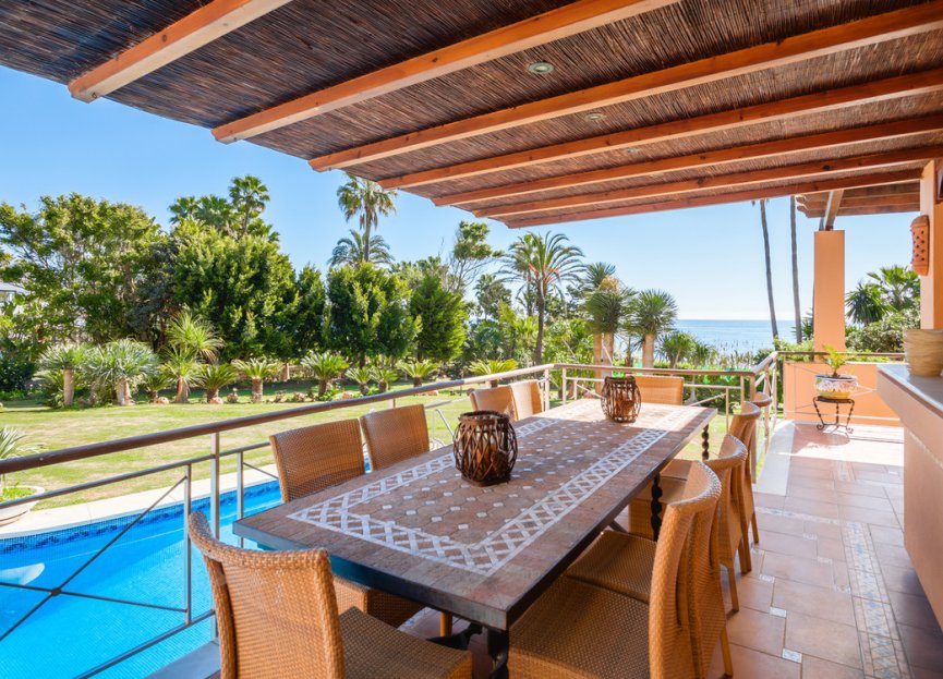 Resale - House - Detached Villa - Estepona - New Golden Mile