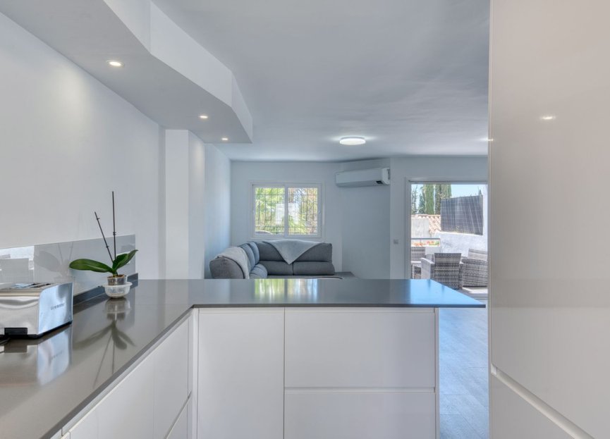 Resale - House - Townhouse - Marbella - Nueva Andalucia