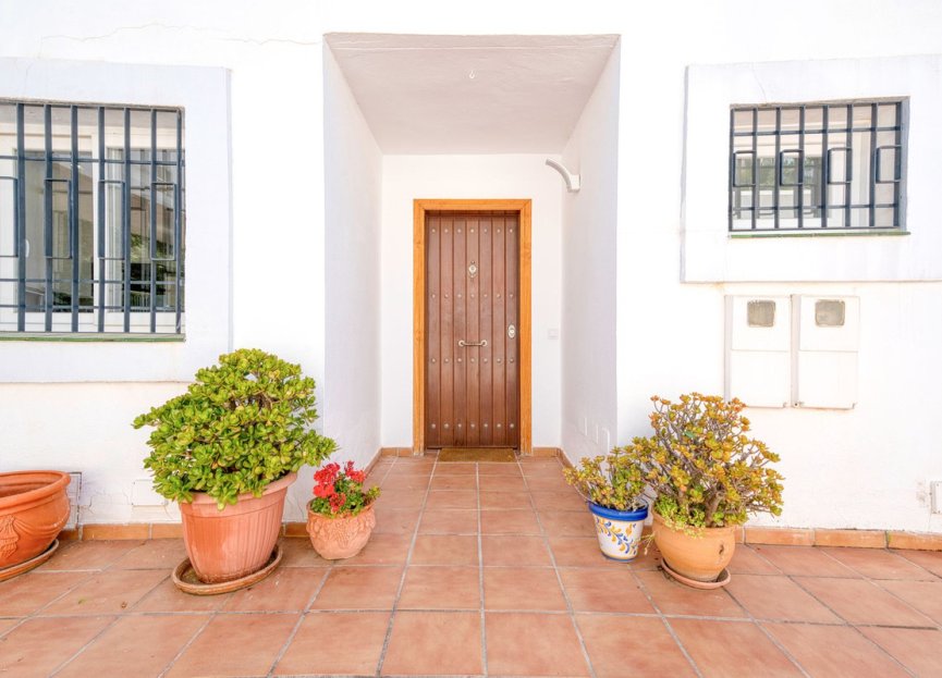 Resale - House - Townhouse - Marbella - Nueva Andalucia