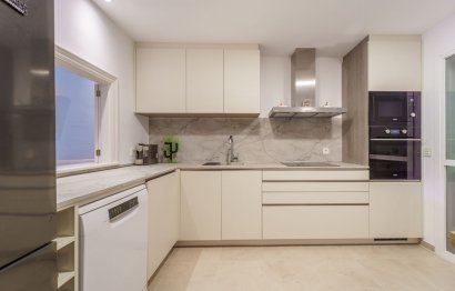 Resale - Ground floor apartment - Estepona - New Golden Mile