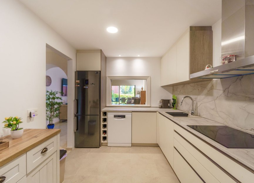 Resale - Ground floor apartment - Estepona - New Golden Mile