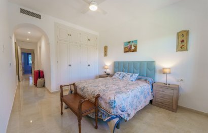 Resale - Ground floor apartment - Estepona - New Golden Mile