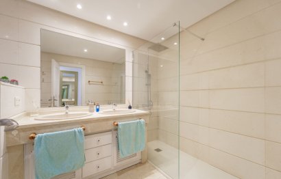 Resale - Ground floor apartment - Estepona - New Golden Mile