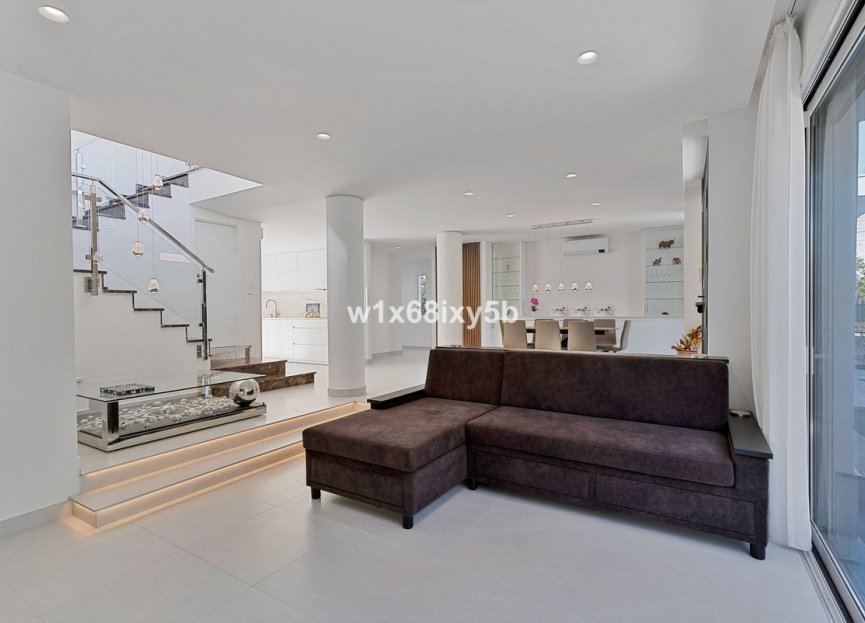 Resale - House - Detached Villa - Marbella - San Pedro De Alcantara