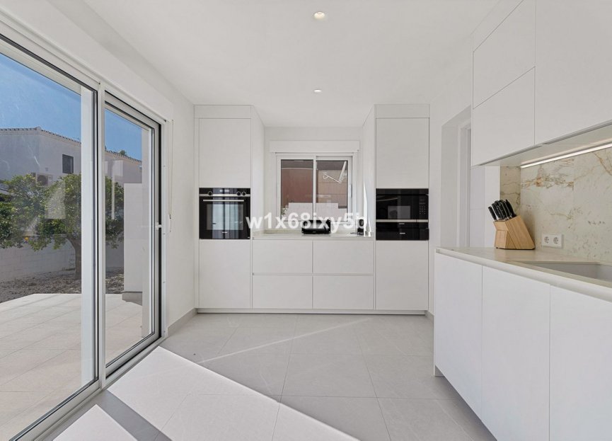 Resale - House - Detached Villa - Marbella - San Pedro De Alcantara