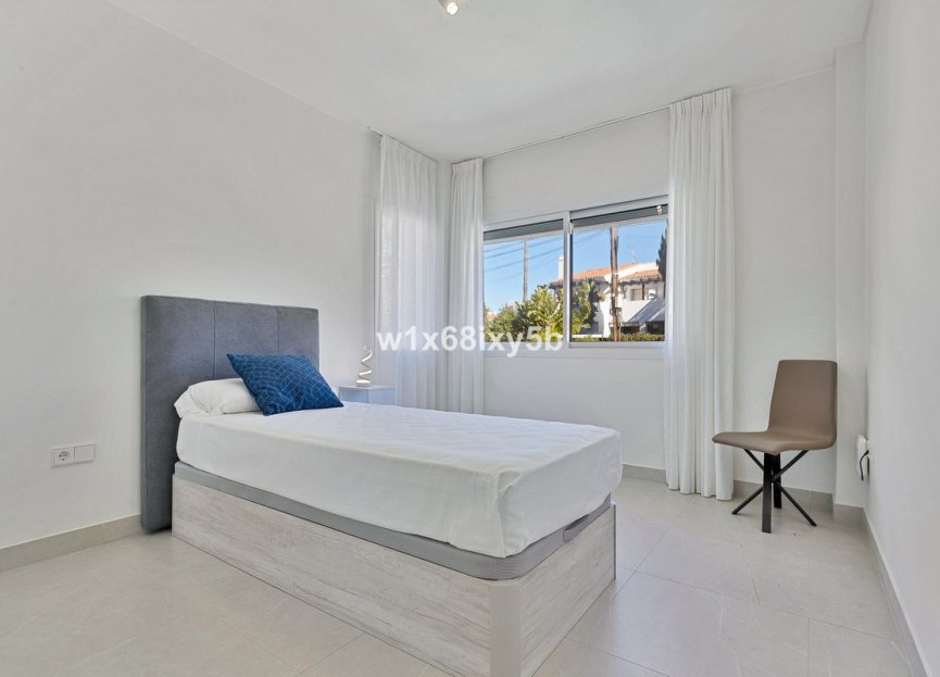 Resale - House - Detached Villa - Marbella - San Pedro De Alcantara