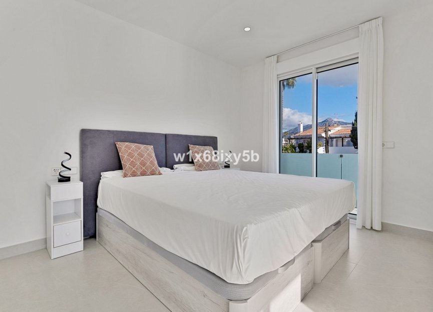 Resale - House - Detached Villa - Marbella - San Pedro De Alcantara