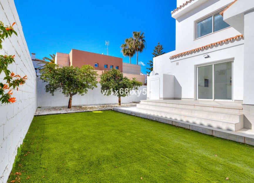 Resale - House - Detached Villa - Marbella - San Pedro De Alcantara