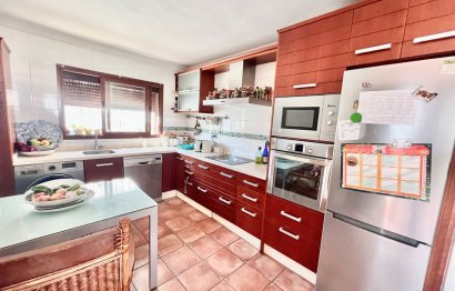 Resale - House - Detached Villa - Marbella - Nueva Andalucia
