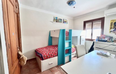 Resale - House - Detached Villa - Marbella - Nueva Andalucia