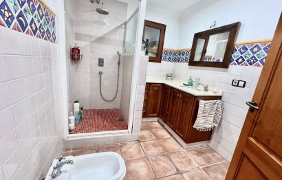 Resale - House - Detached Villa - Marbella - Nueva Andalucia