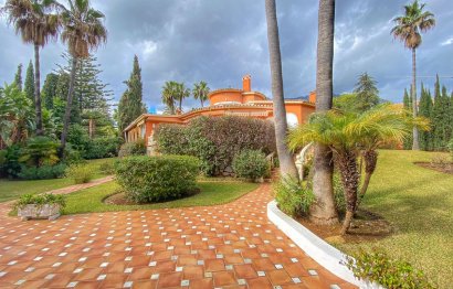 Resale - House - Detached Villa - Marbella - Nagüeles
