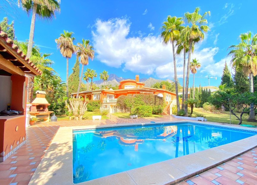Resale - House - Detached Villa - Marbella - Nagüeles