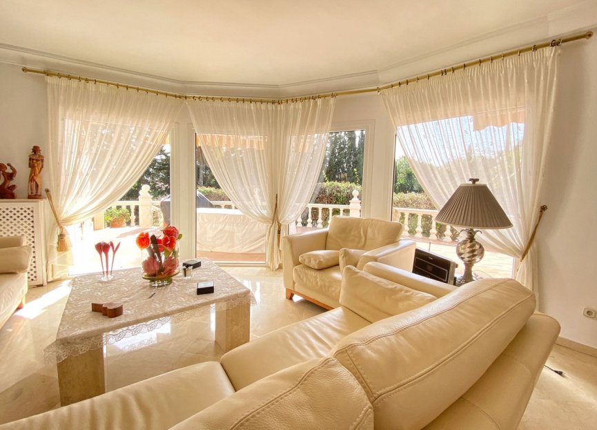 Resale - House - Detached Villa - Marbella - Nagüeles