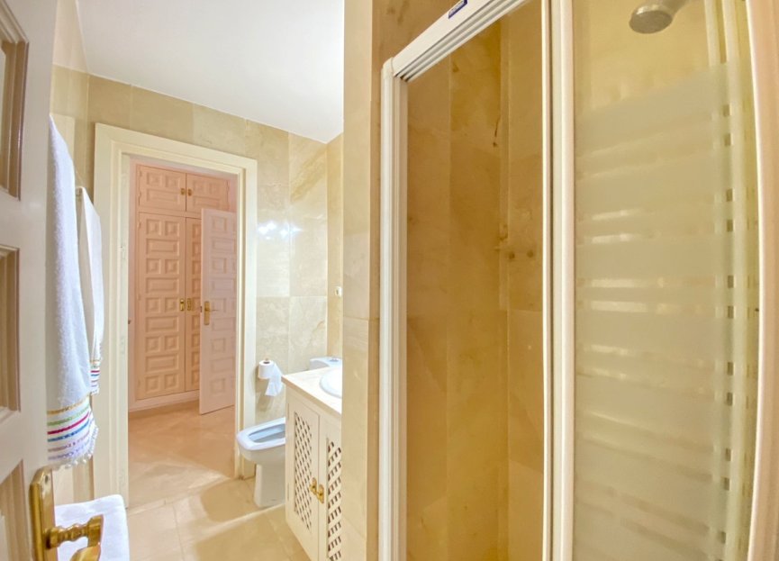 Resale - House - Detached Villa - Marbella - Nagüeles