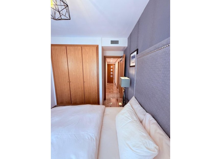 Resale - Apartment - Penthouse - Estepona - Estepona Centro