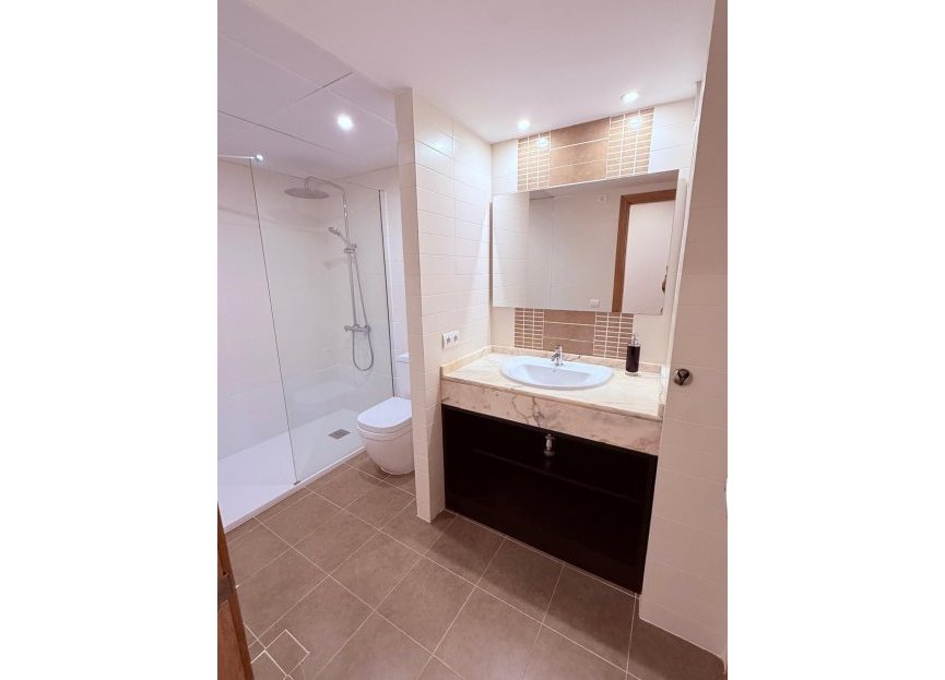 Resale - Apartment - Penthouse - Estepona - Estepona Centro