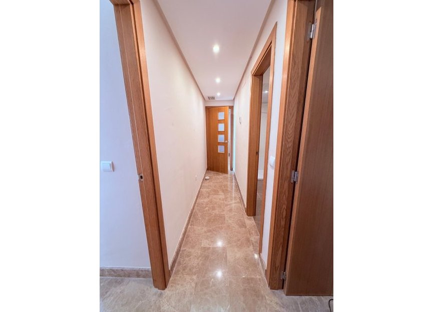 Resale - Apartment - Penthouse - Estepona - Estepona Centro