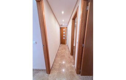 Resale - Apartment - Penthouse - Estepona - Estepona Centro