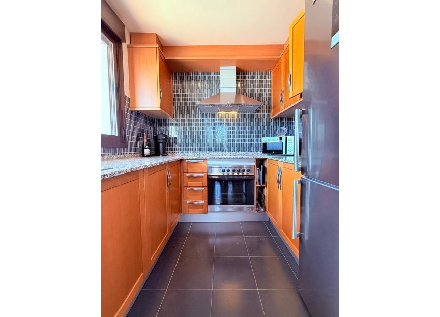 Resale - Apartment - Penthouse - Estepona - Estepona Centro