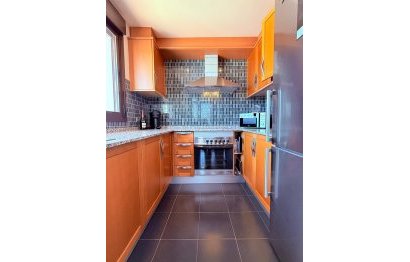 Resale - Apartment - Penthouse - Estepona - Estepona Centro