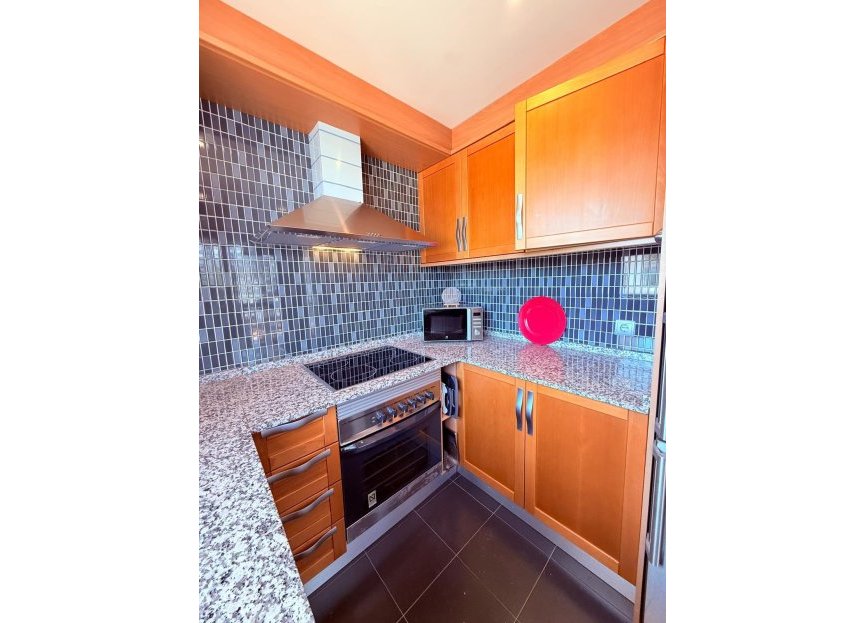 Resale - Apartment - Penthouse - Estepona - Estepona Centro