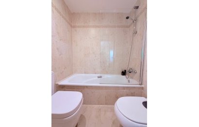 Resale - Apartment - Penthouse - Estepona - Estepona Centro