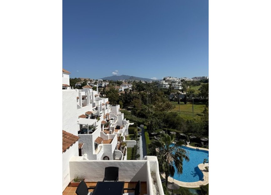 Resale - Apartment - Penthouse - Estepona - Estepona Centro