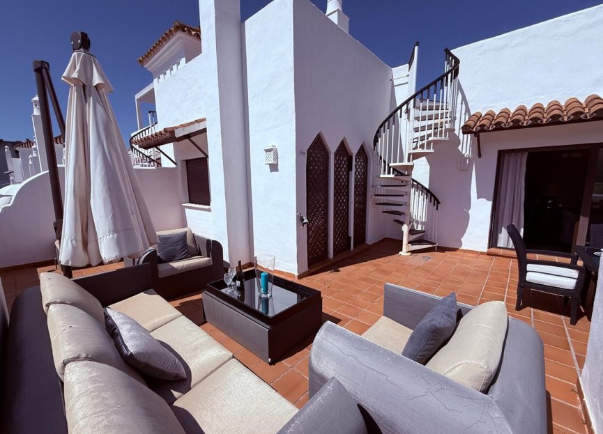 Resale - Apartment - Penthouse - Estepona - Estepona Centro