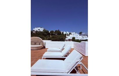 Resale - Apartment - Penthouse - Estepona - Estepona Centro