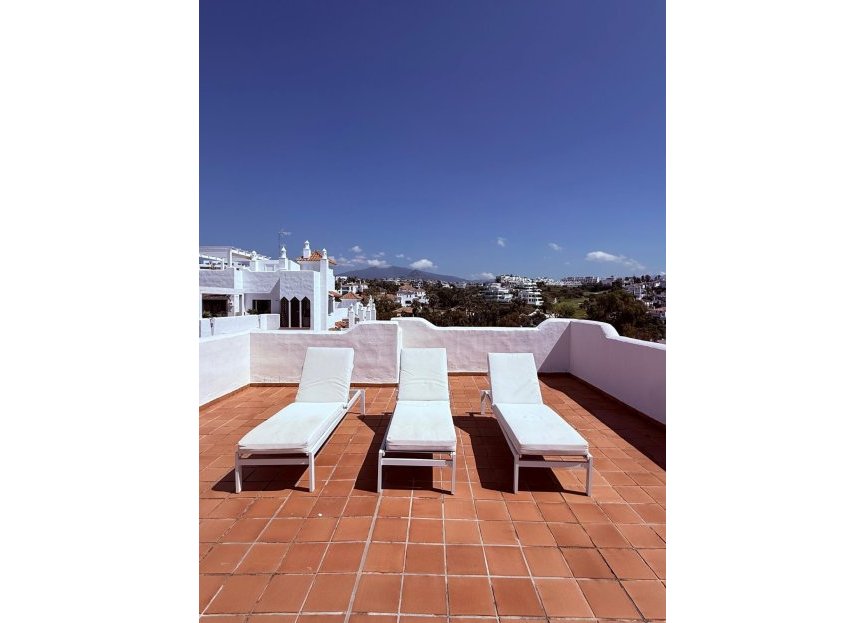 Resale - Apartment - Penthouse - Estepona - Estepona Centro