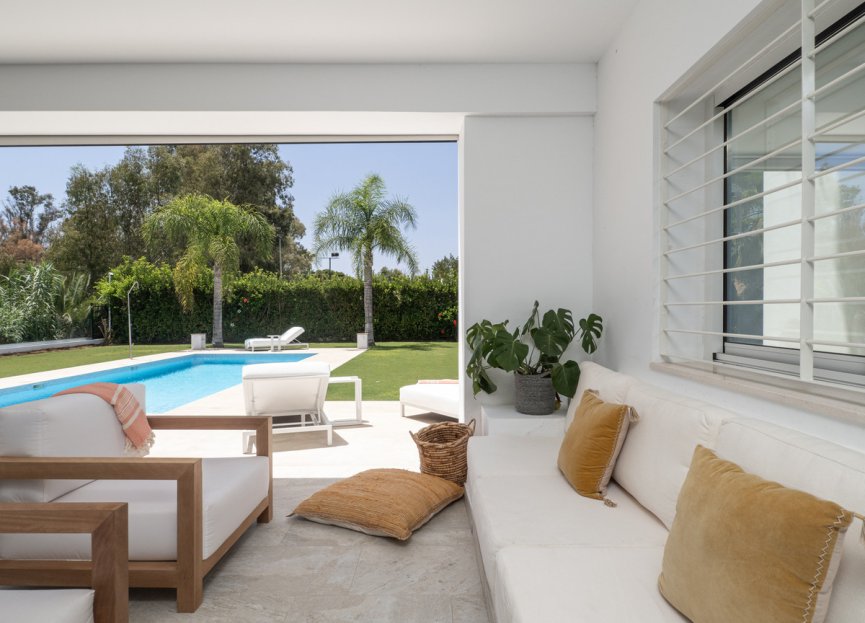 Resale - House - Detached Villa - Marbella - Guadalmina Baja