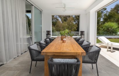 Resale - House - Detached Villa - Marbella - Guadalmina Baja