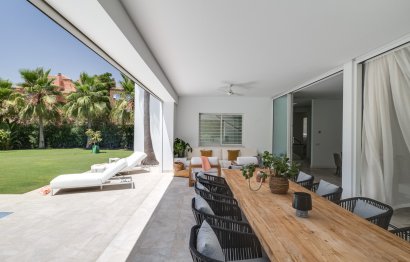 Resale - House - Detached Villa - Marbella - Guadalmina Baja