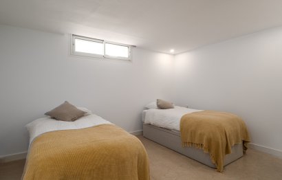 Resale - House - Detached Villa - Marbella - Guadalmina Baja