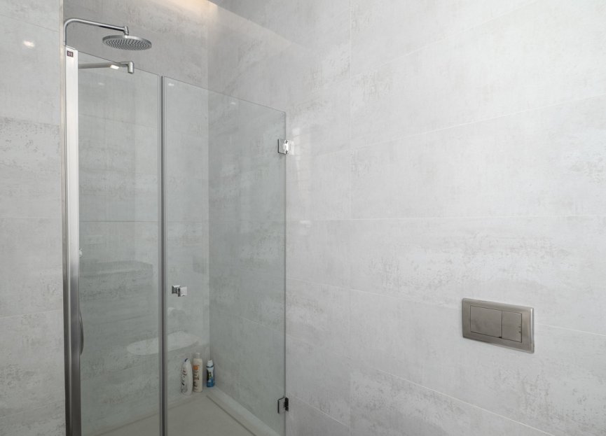 Resale - House - Detached Villa - Marbella - Guadalmina Baja