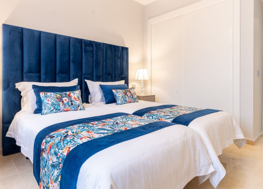 Reventa - Apartment - Penthouse - Estepona - Atalaya