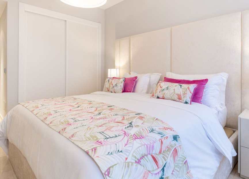 Reventa - Apartment - Penthouse - Estepona - Atalaya