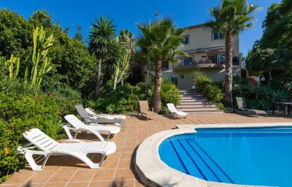 Resale - House - Detached Villa - Marbella - Nueva Andalucia