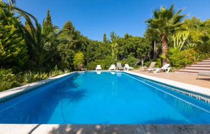 Resale - House - Detached Villa - Marbella - Nueva Andalucia