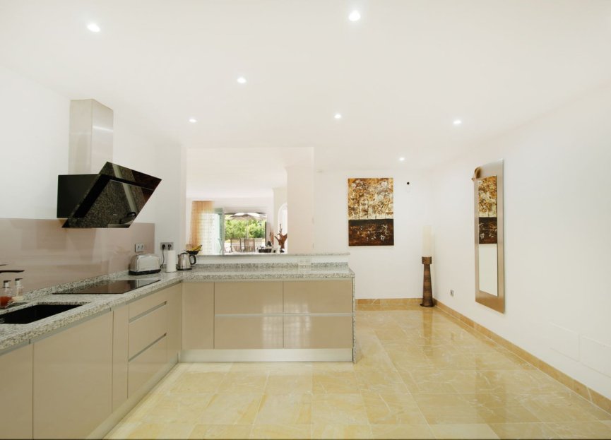 Resale - Ground floor apartment - Benahavís - La Quinta