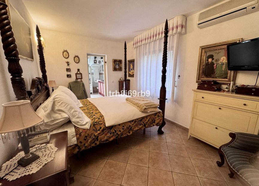 Resale - House - Detached Villa - Atalaya - Atalaya Centro