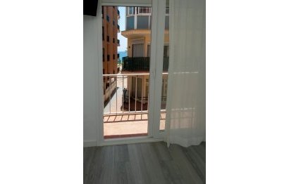 Resale - Apartment - Middle Floor Apartment - Fuengirola - Fuengirola Centro