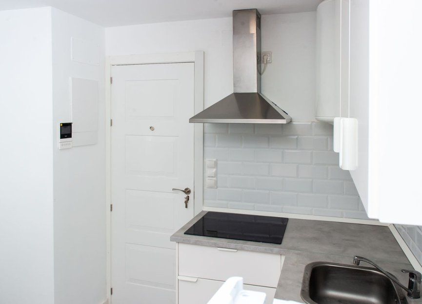 Resale - Apartment - Middle Floor Apartment - Fuengirola - Fuengirola Centro