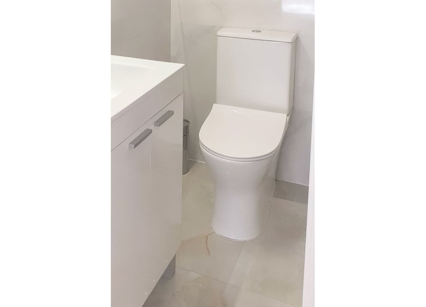 Resale - Apartment - Middle Floor Apartment - Fuengirola - Fuengirola Centro