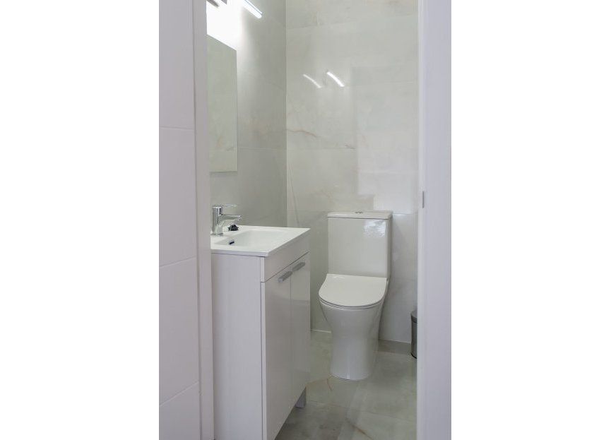 Resale - Apartment - Middle Floor Apartment - Fuengirola - Fuengirola Centro