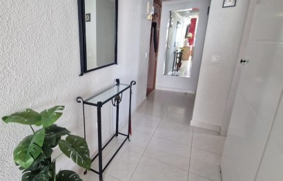 Resale - Apartment - Middle Floor Apartment - Fuengirola - Fuengirola Centro