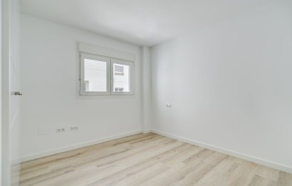 Reventa - Apartment - Middle Floor Apartment - Marbella - Nueva Andalucia