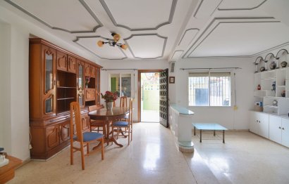 Resale - House - Townhouse - Fuengirola - Fuengirola Centro