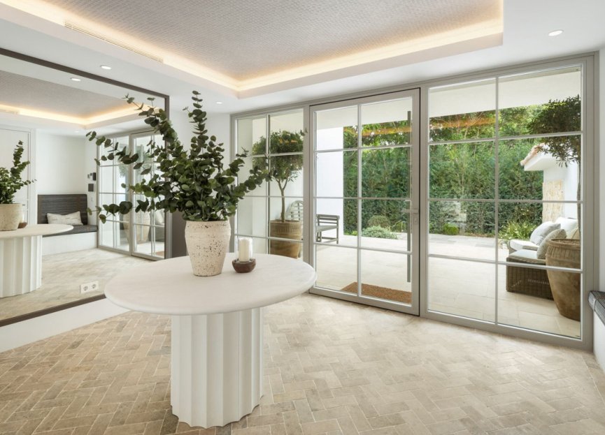 Resale - House - Detached Villa - Marbella - Nagüeles